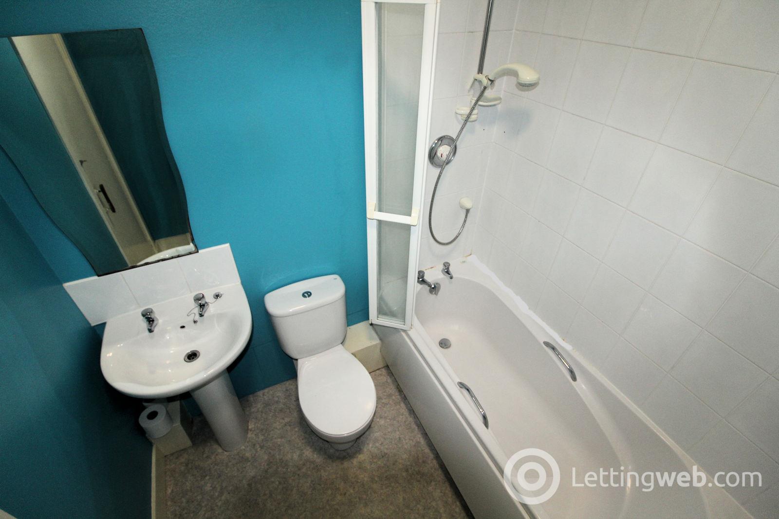 Property to rent in 220C King Street