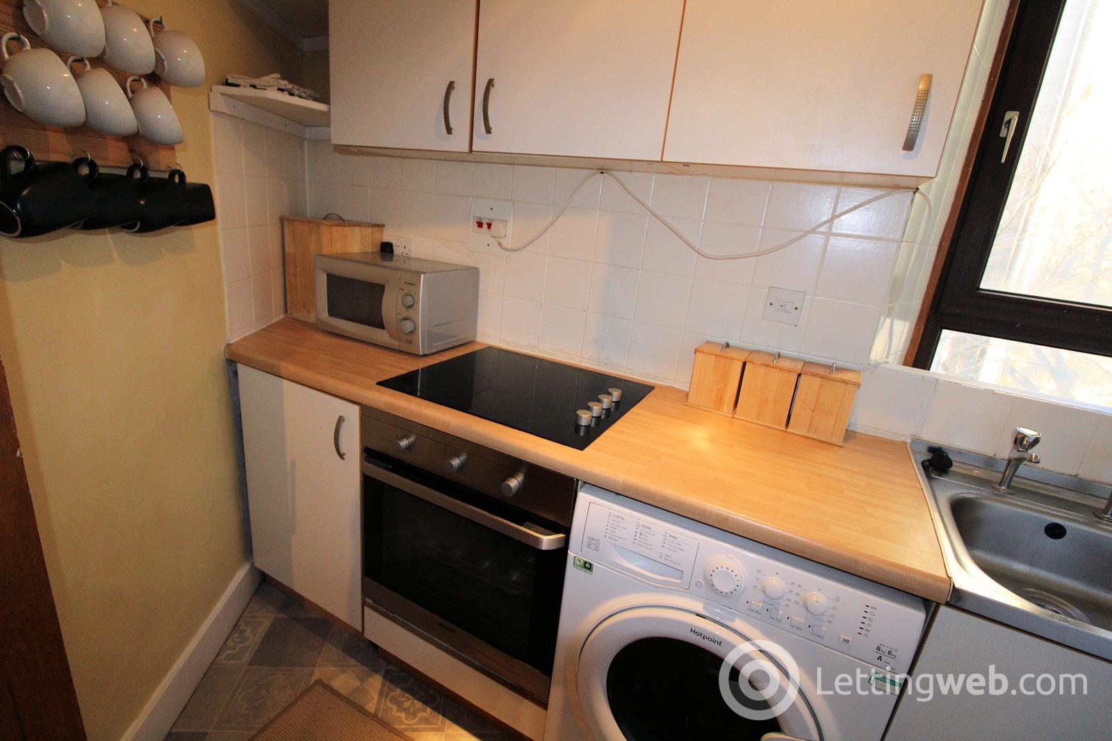 Property to rent in 18C Great Western Road, Aberdeen, Aberdeenshire, AB10