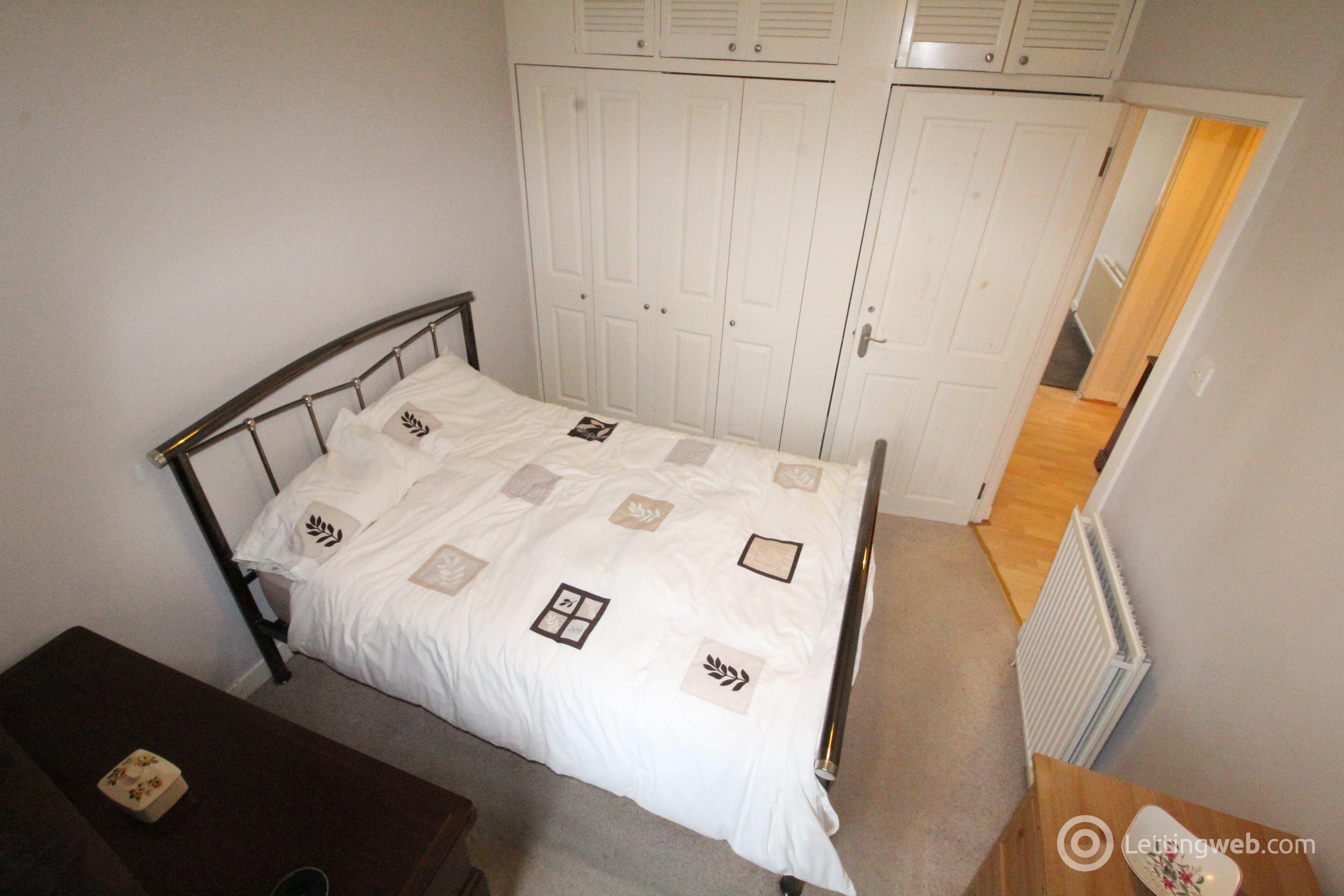 Property to rent in 241 Great Northern Road