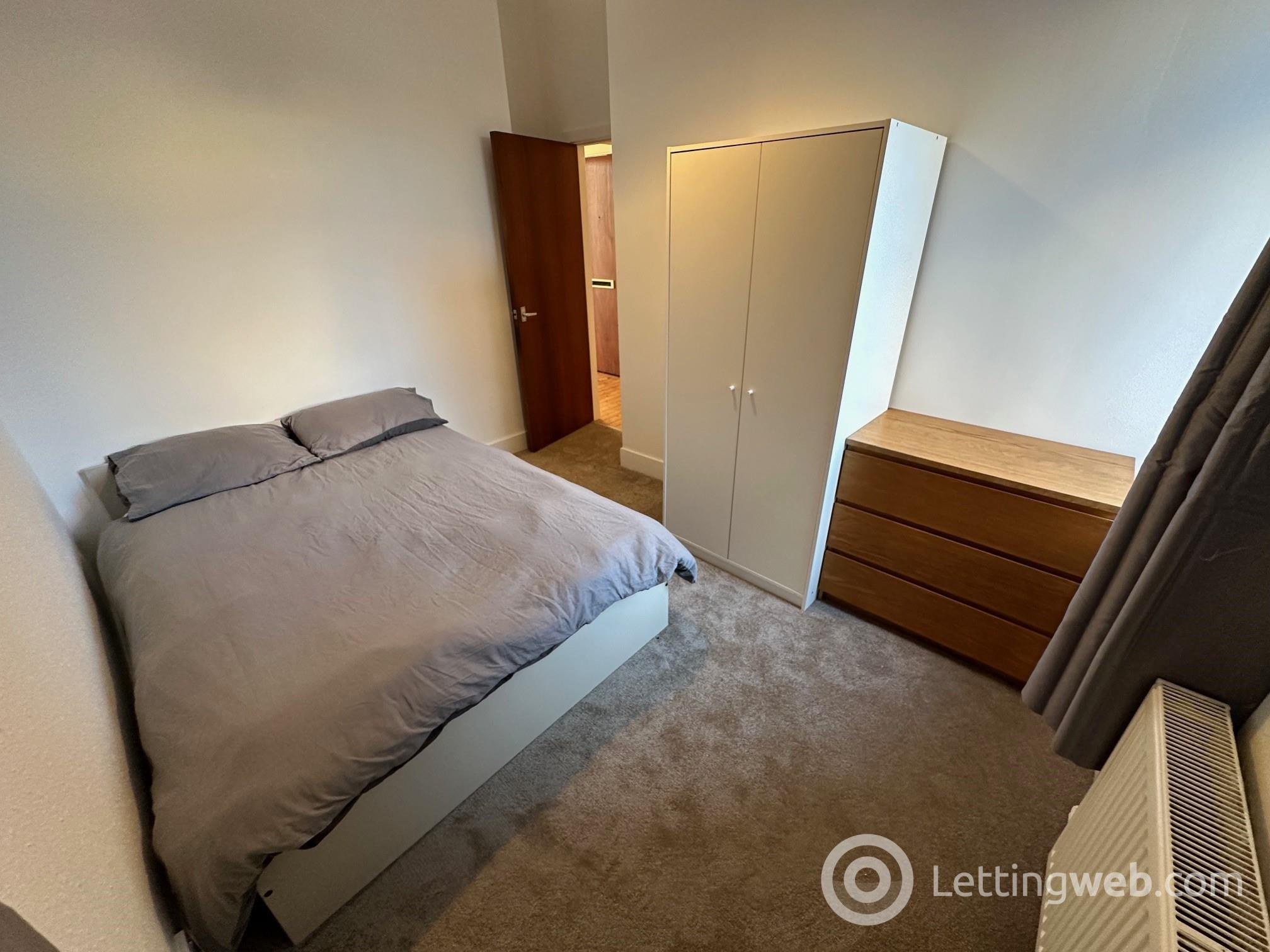 Property to rent in 2 Elm Place GFR