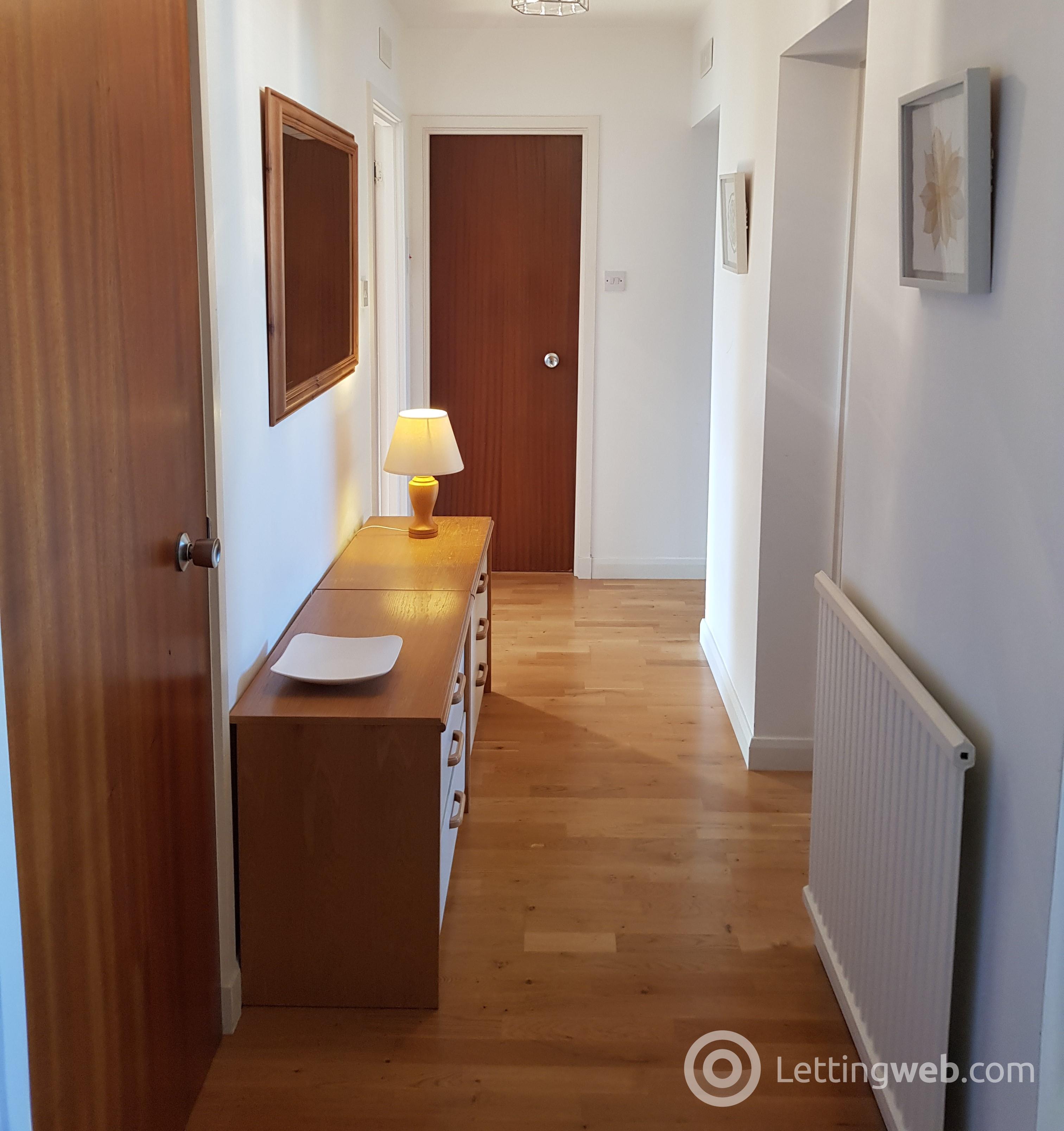 Property to rent in Claremont Gardens