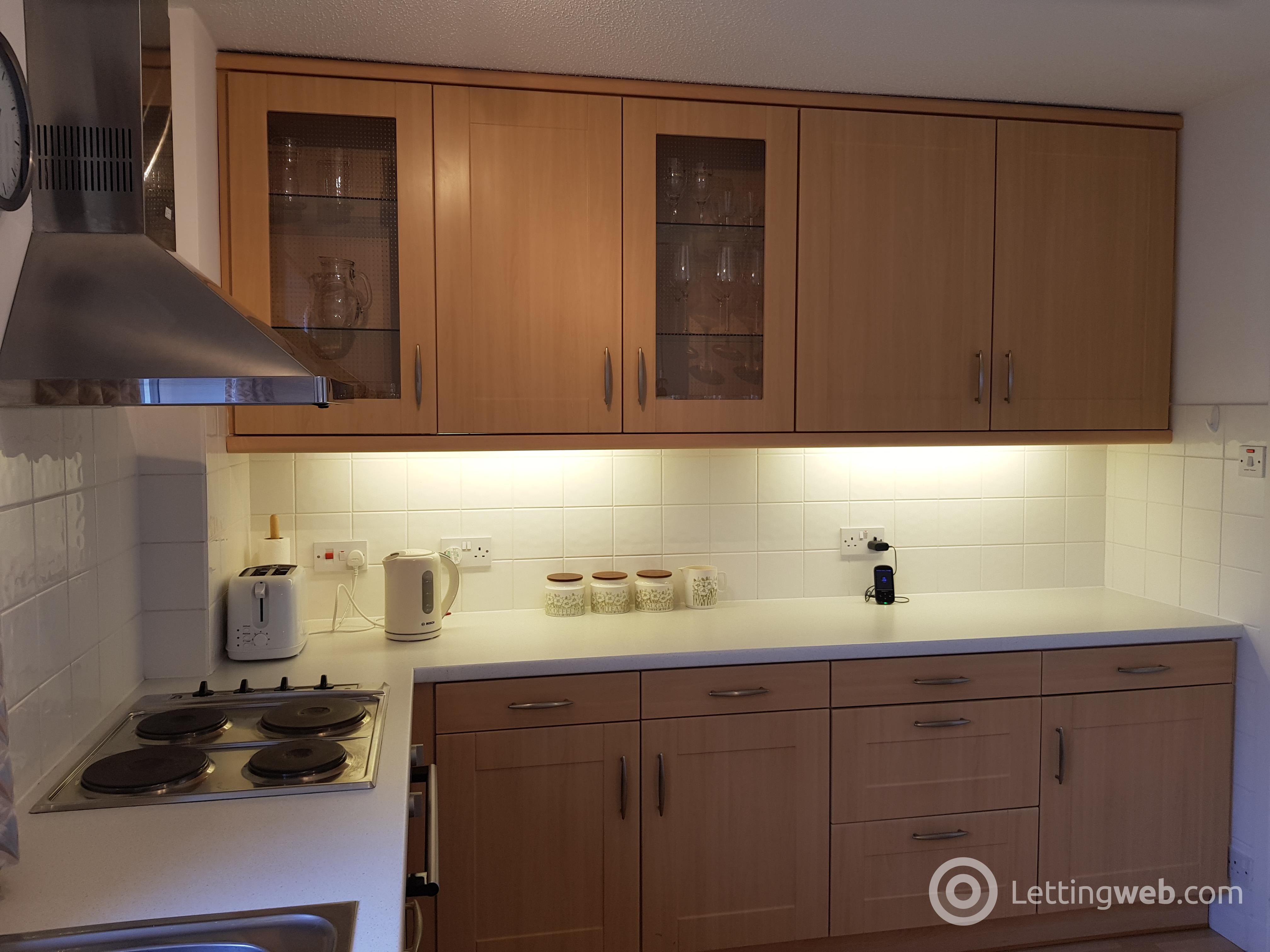 Property to rent in Claremont Gardens