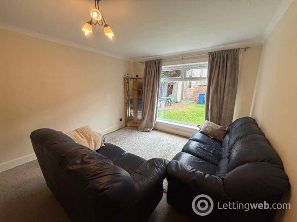 Property to rent in Fraser Avenue, Fife