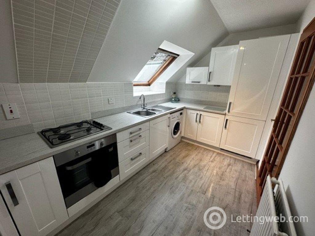 Property to rent in Links Road, Fife