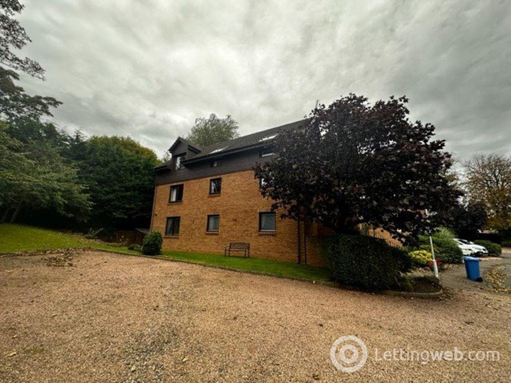 Property to rent in Links Road, Fife