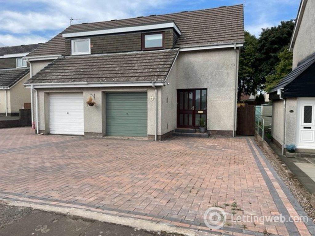 Property to rent in Winram Place, Fife