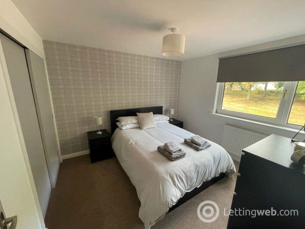 Property to rent in Winram Place, Fife