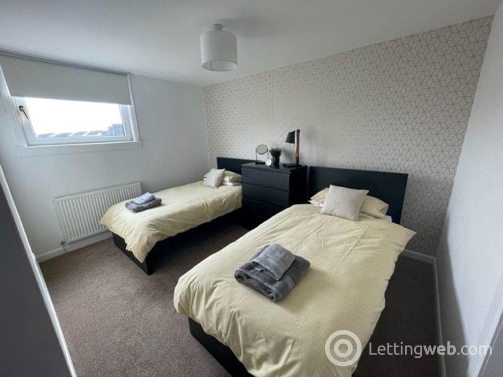 Property to rent in Winram Place, Fife