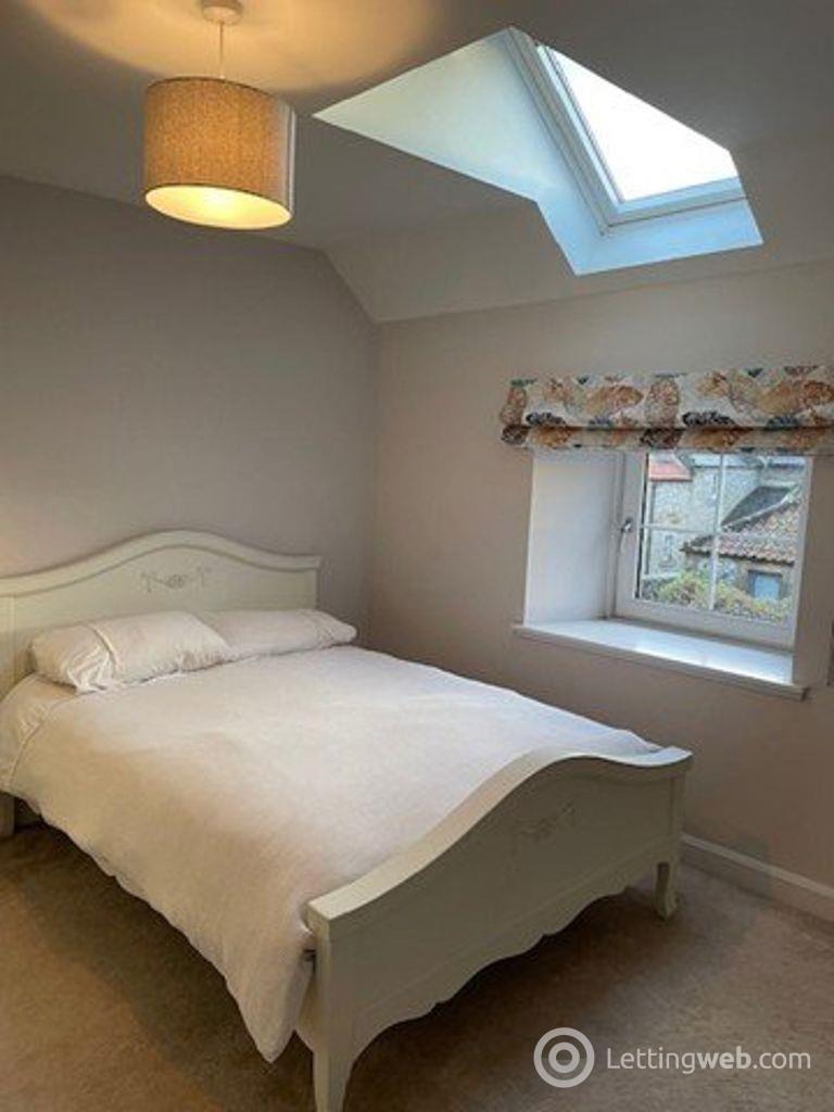 Property to rent in Dron Court, Nr Dairsie, St Andrews