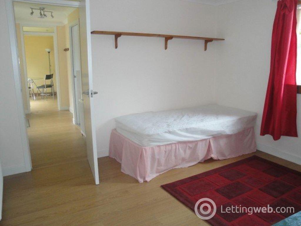 Property to rent in Hamilton Avenue, Fife