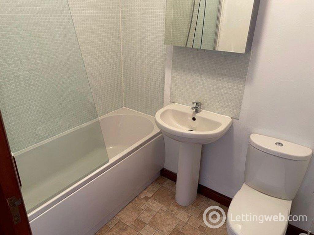 Property to rent in Robertson Road, Cupar