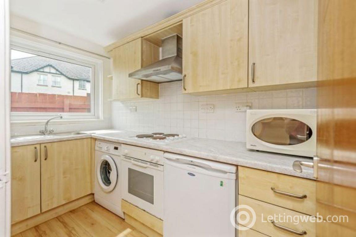 Property to rent in Winram Place `Annex`, Fife