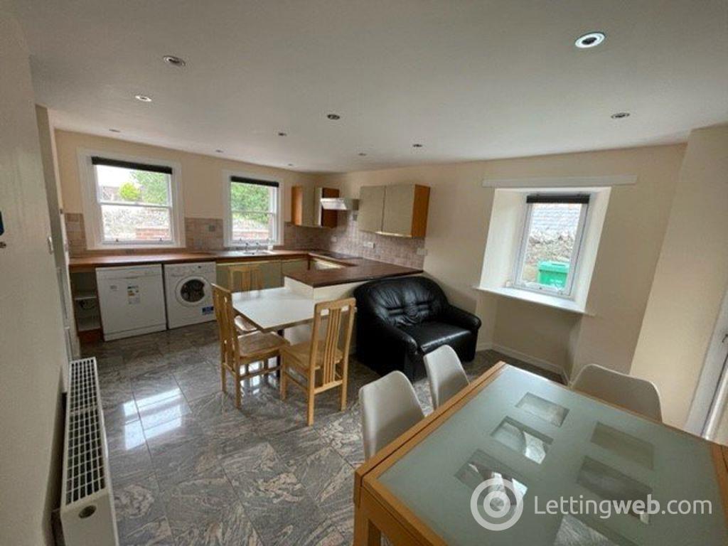 Property to rent in Main Street, Leuchars, Fife