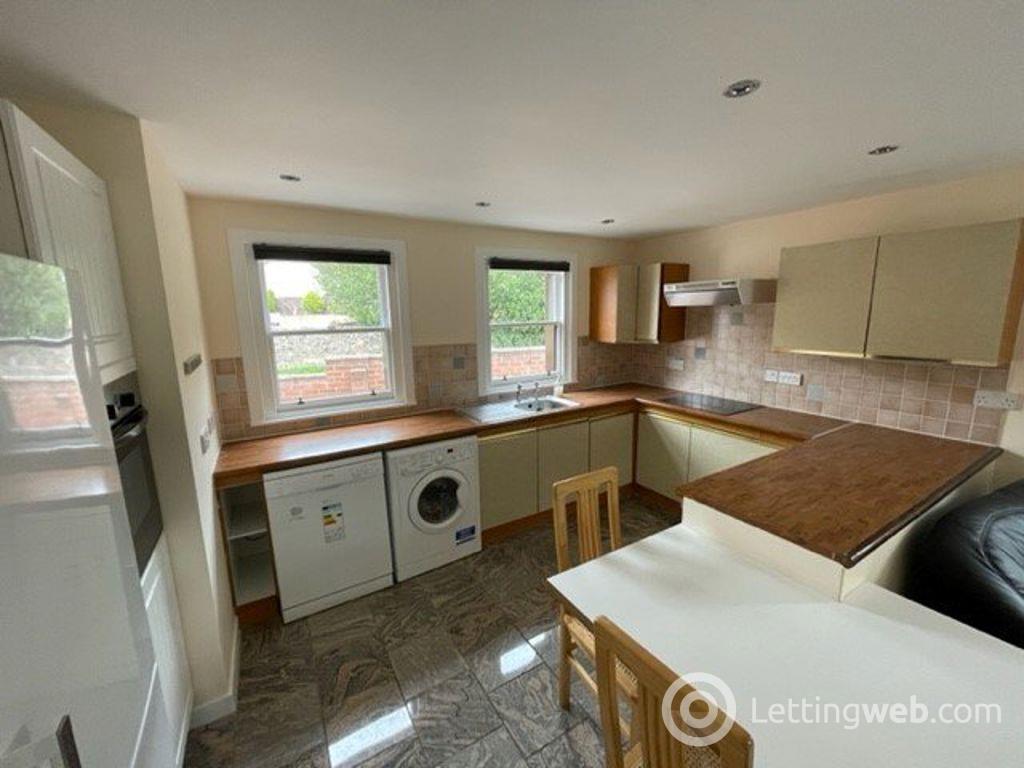 Property to rent in Main Street, Leuchars, Fife
