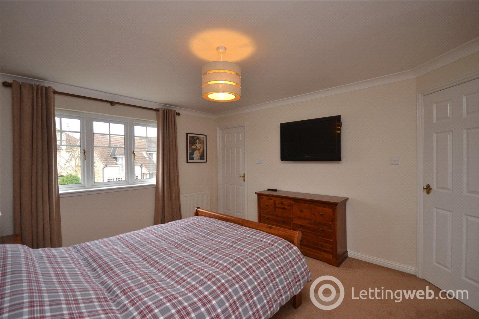 Property to rent in Wyness Place, Kintore, Inverurie, AB51