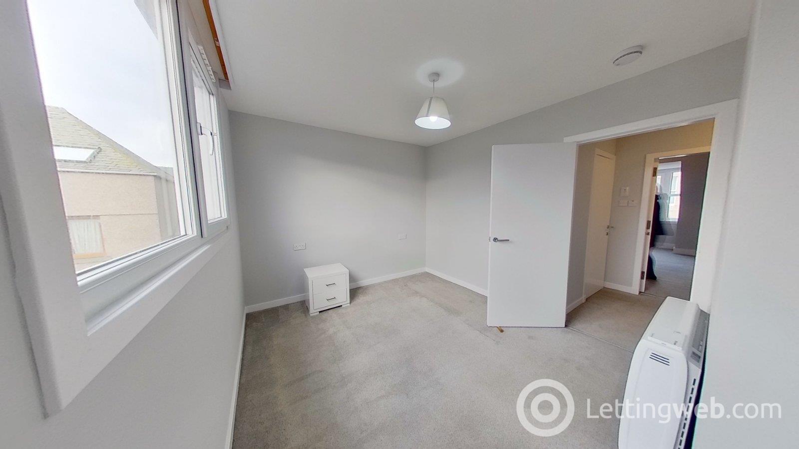 Property to rent in 7 Chapel Street, Peterhead, Aberdeenshire, AB42