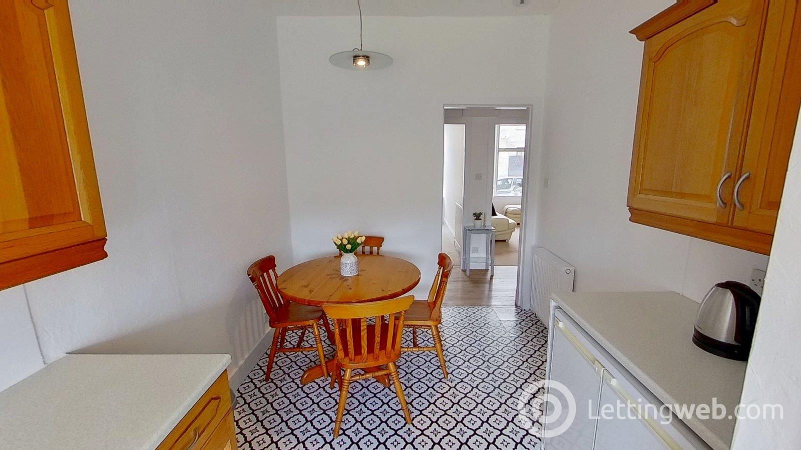 Property to rent in Queen Street, Inverurie, AB51