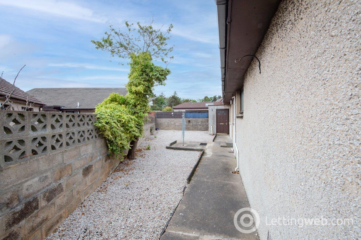 Property to rent in Arran Avenue, Peterhead, AB42