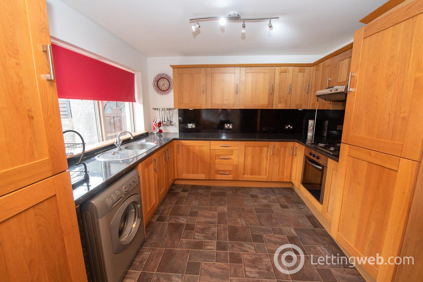Property to rent in Arran Avenue, Peterhead, AB42