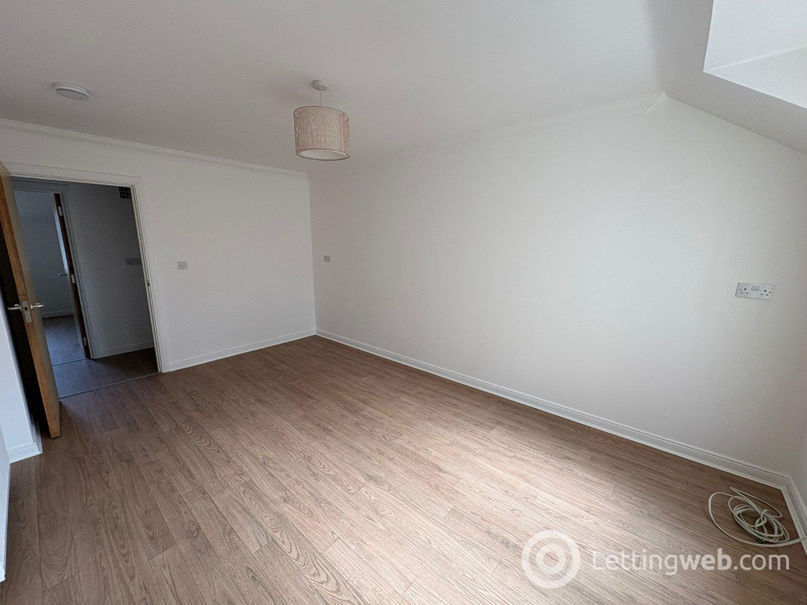 Property to rent in Leslie Place, Port Elphinstone, Inverurie, Aberdeenshire, AB51