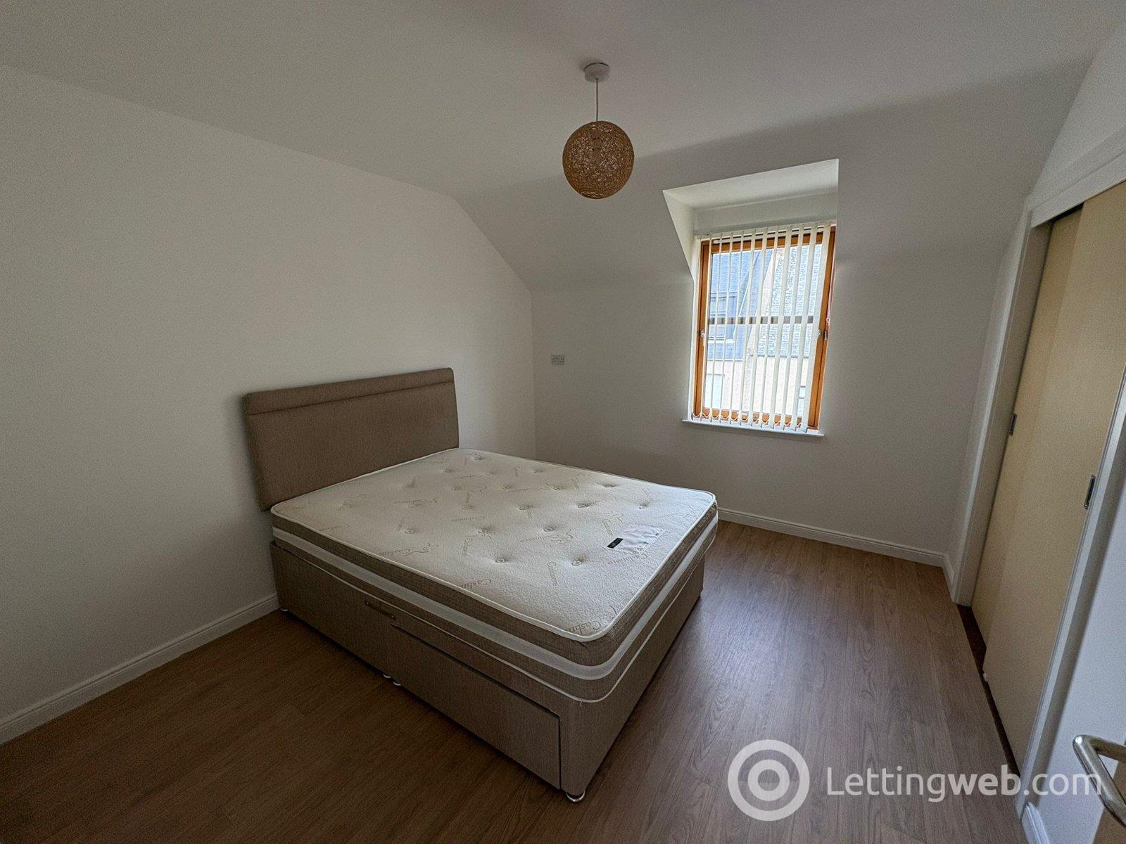 Property to rent in Leslie Place, Port Elphinstone, Inverurie, Aberdeenshire, AB51