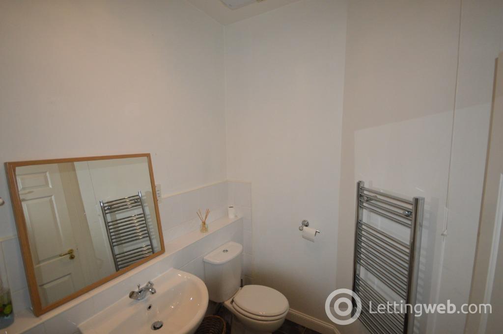 Property to rent in Commercial Street, City Centre, Dundee, DD1 2AJ