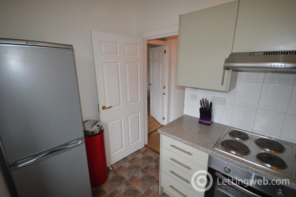 Property to rent in Commercial Street, City Centre, Dundee, DD1 2AJ