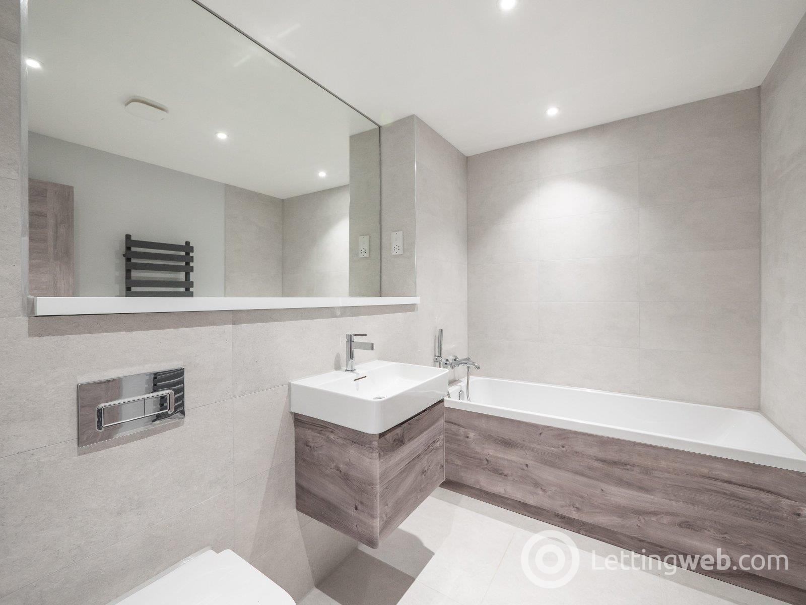 Property to rent in Shoemakers Close, Edinburgh, EH8