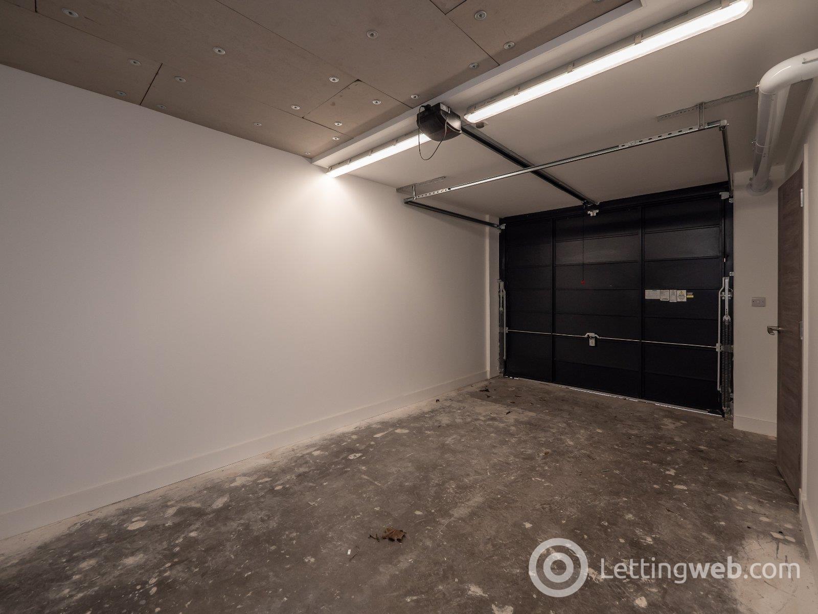 Property to rent in Shoemakers Close, Edinburgh, EH8