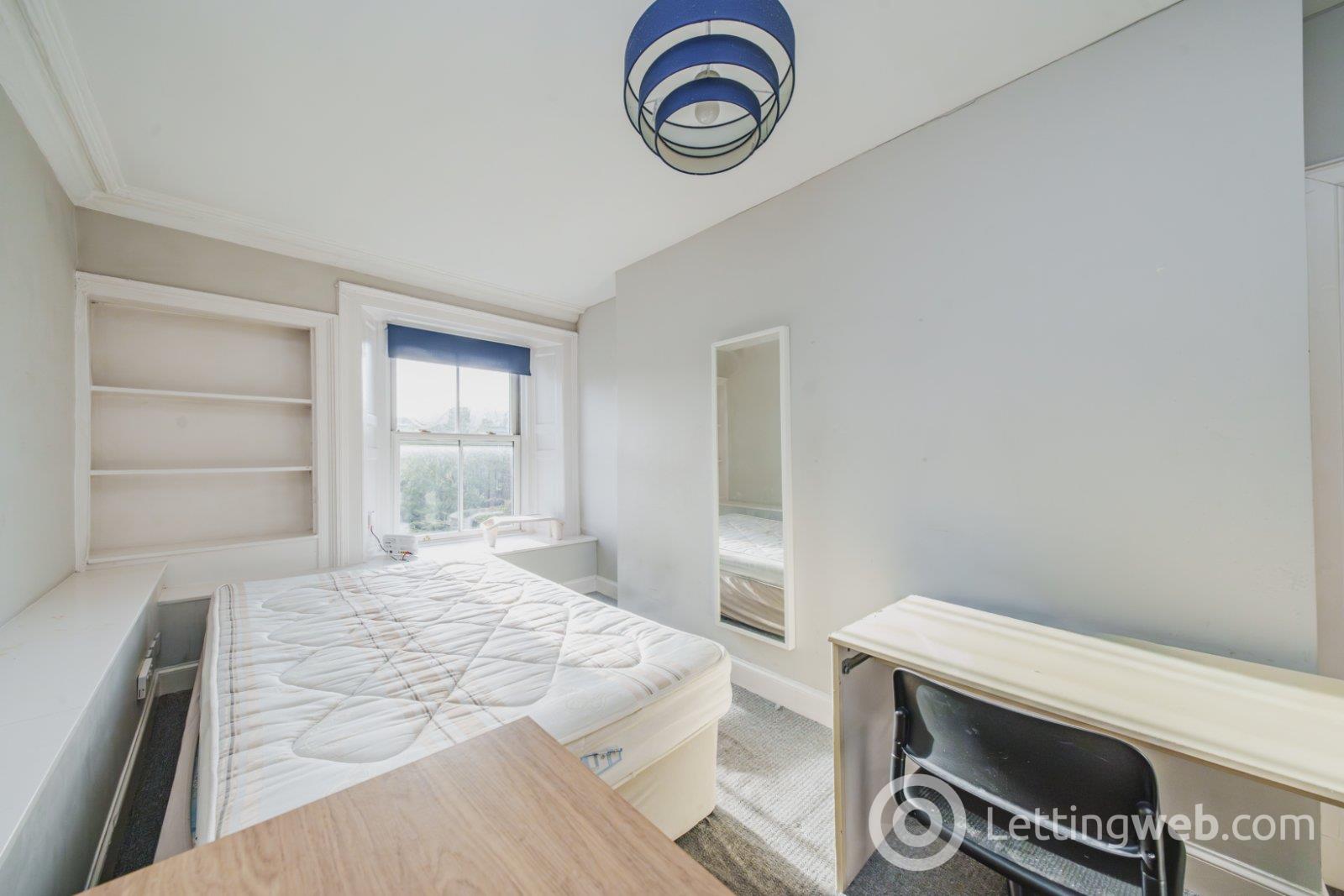 Property to rent in Broughton Place, Edinburgh, EH1