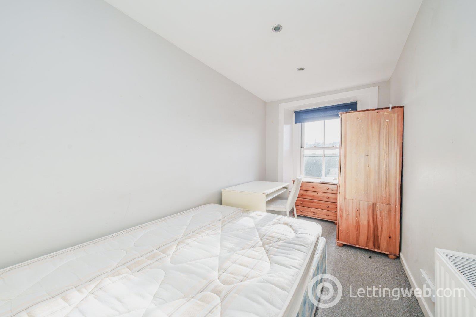 Property to rent in Broughton Place, Edinburgh, EH1