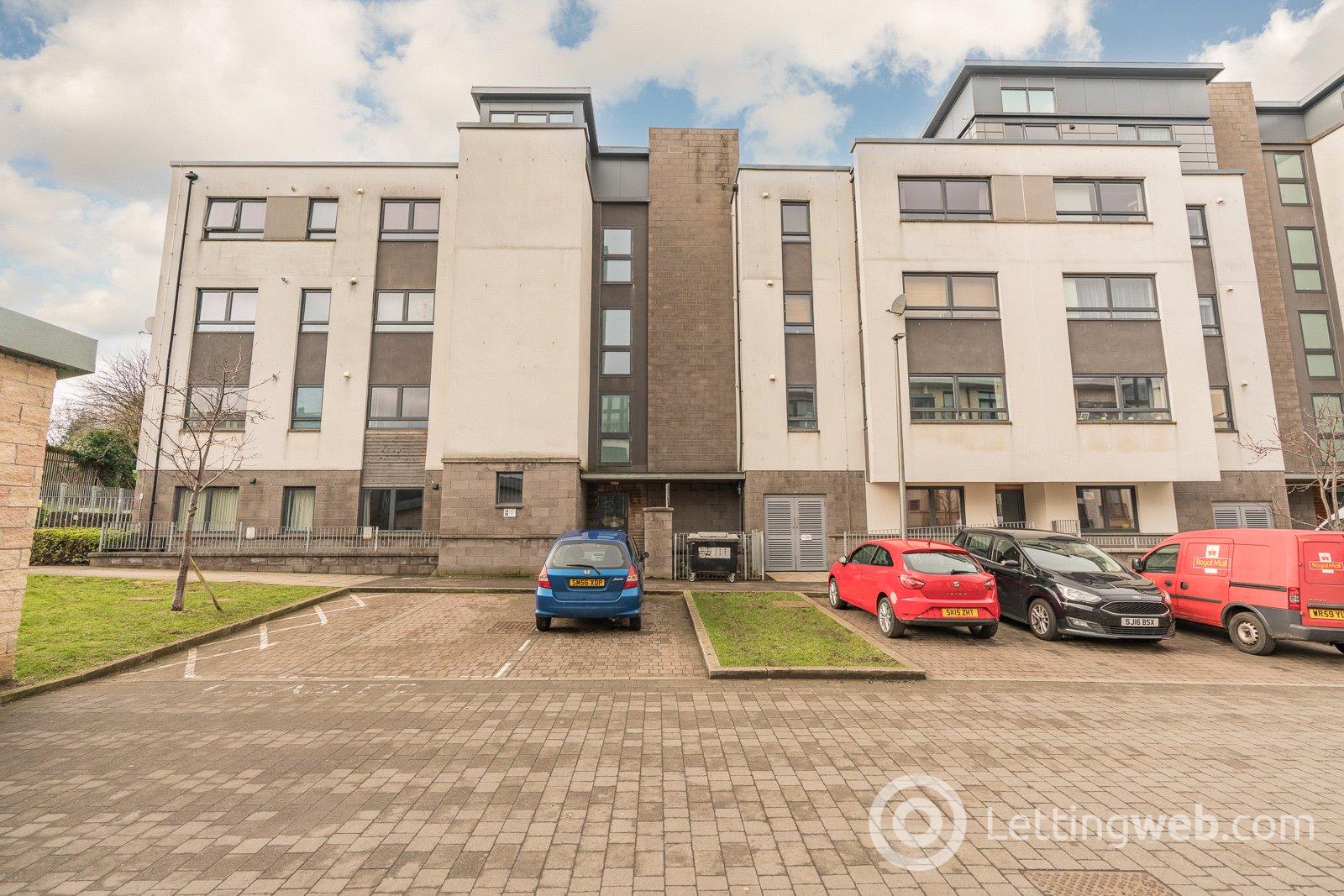 Property to rent in Colonsay Close, Edinburgh, EH5