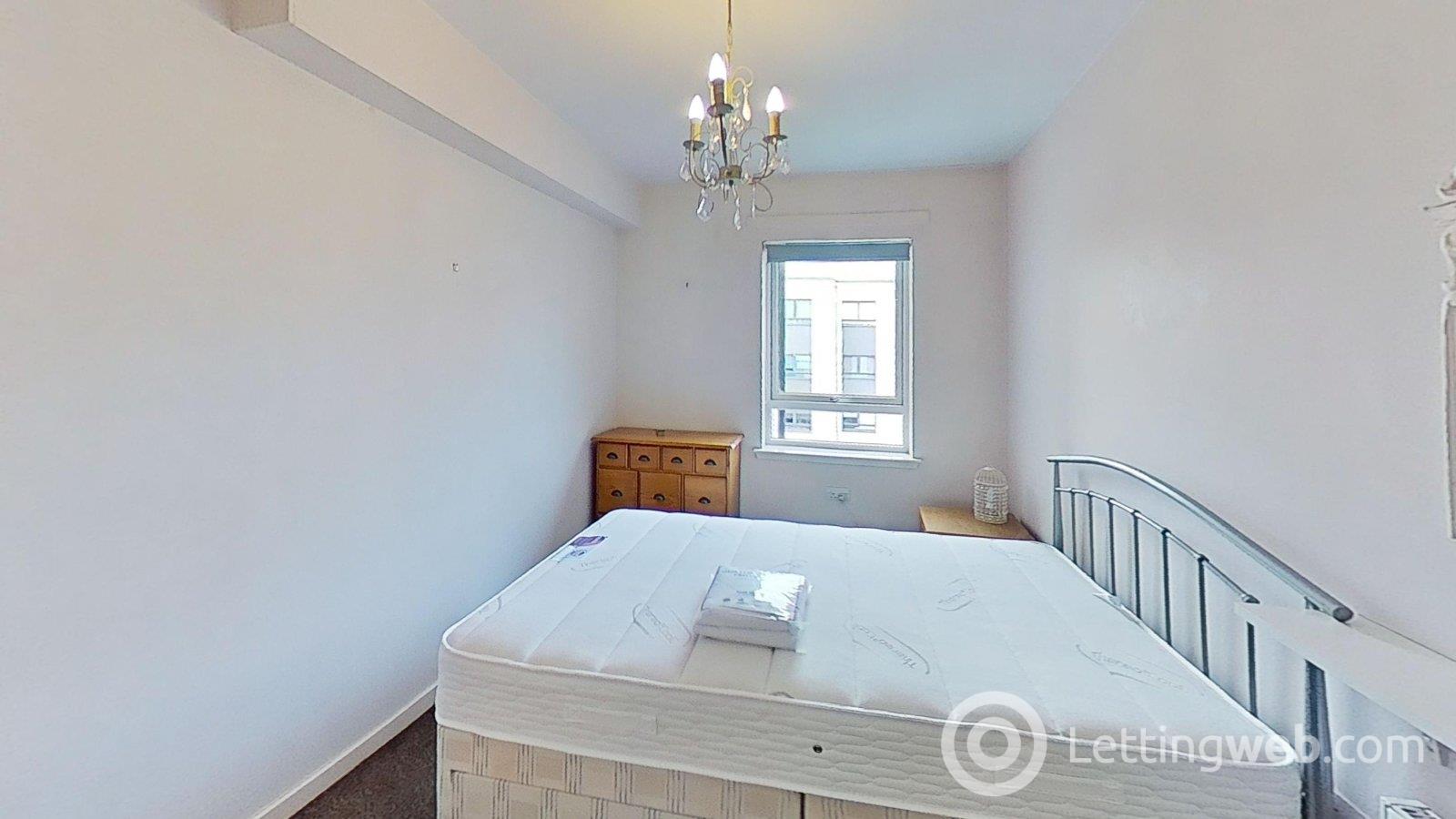 Property to rent in Colonsay Close, Edinburgh, EH5