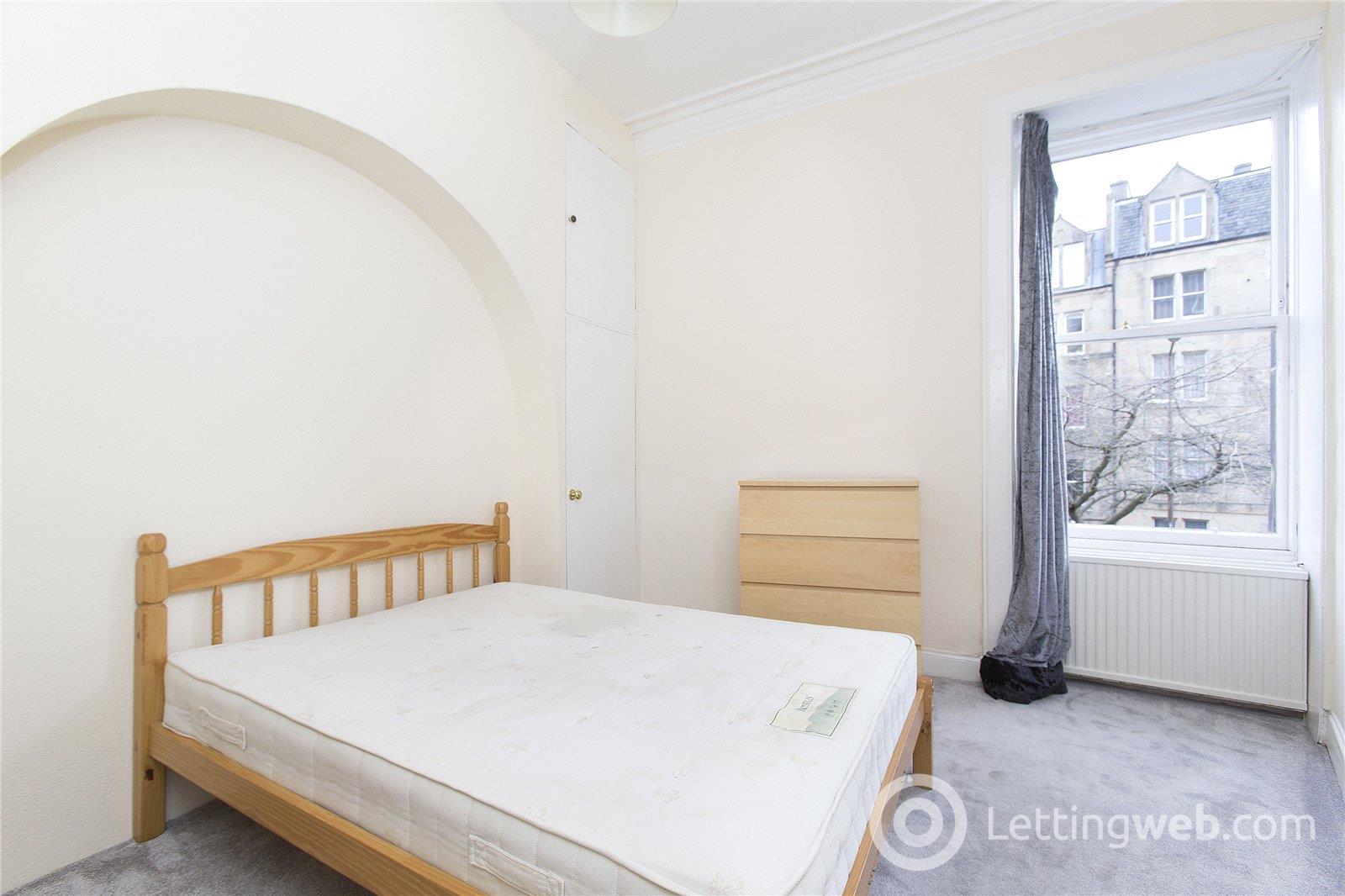 Property to rent in Marchmont Crescent, Edinburgh, EH9