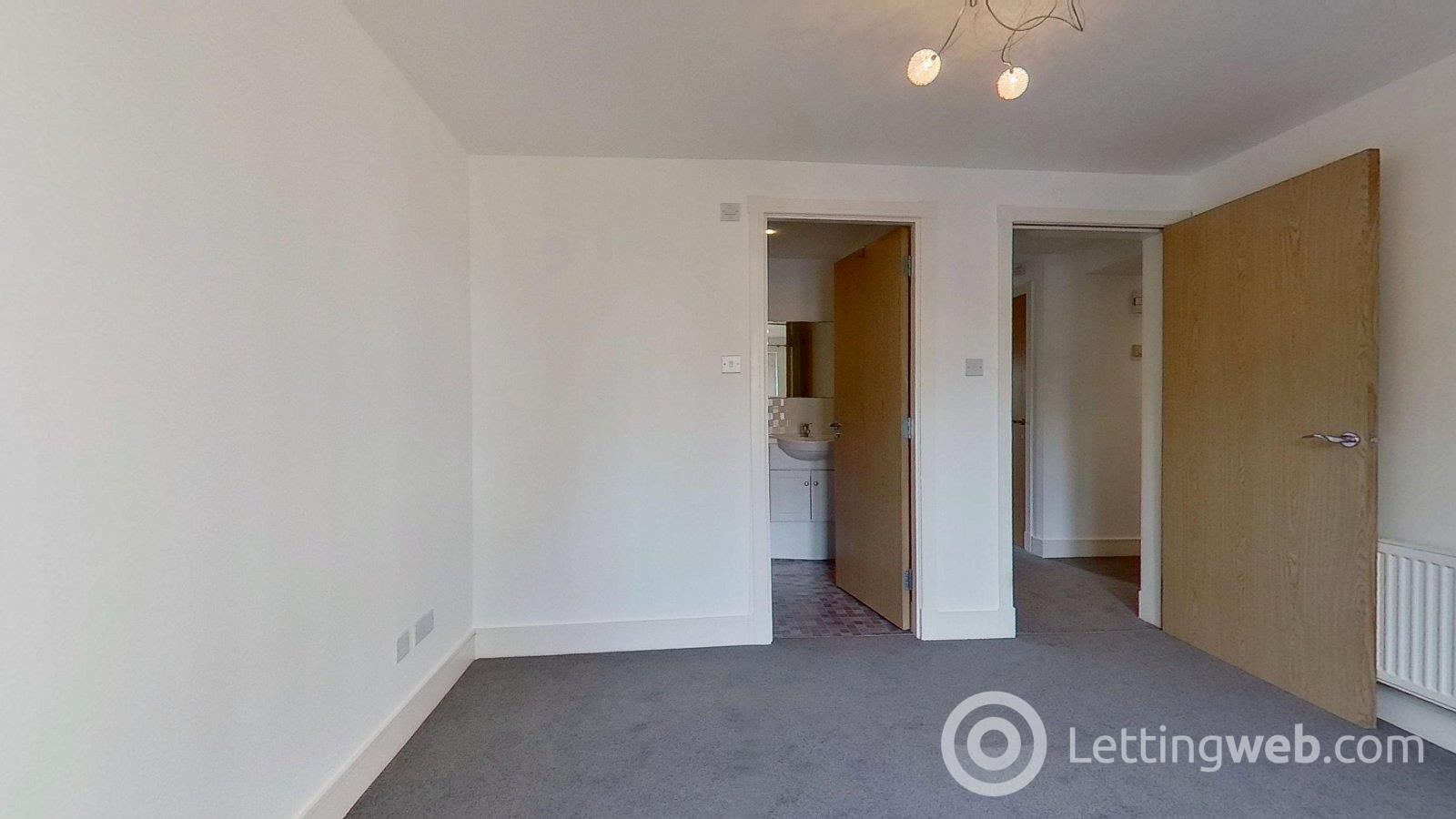 Property to rent in Pinkhill Park, Edinburgh, EH12