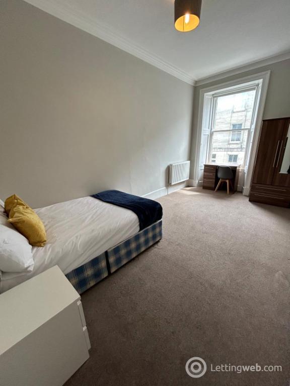 Property to rent in Barony Street, Edinburgh, EH3