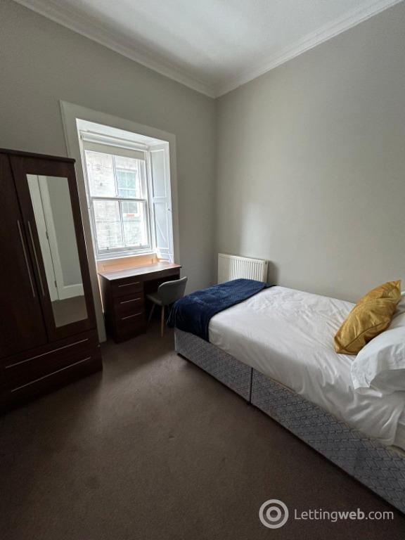 Property to rent in Barony Street, Edinburgh, EH3