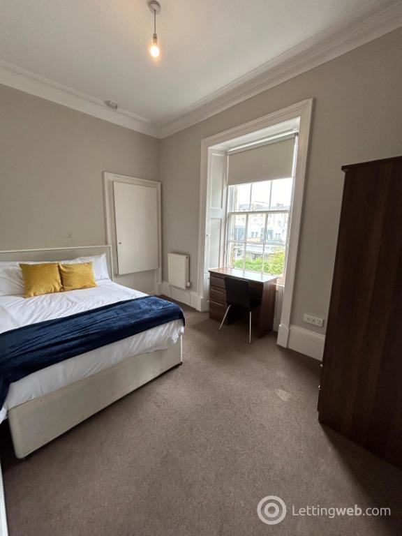 Property to rent in Barony Street, Edinburgh, EH3