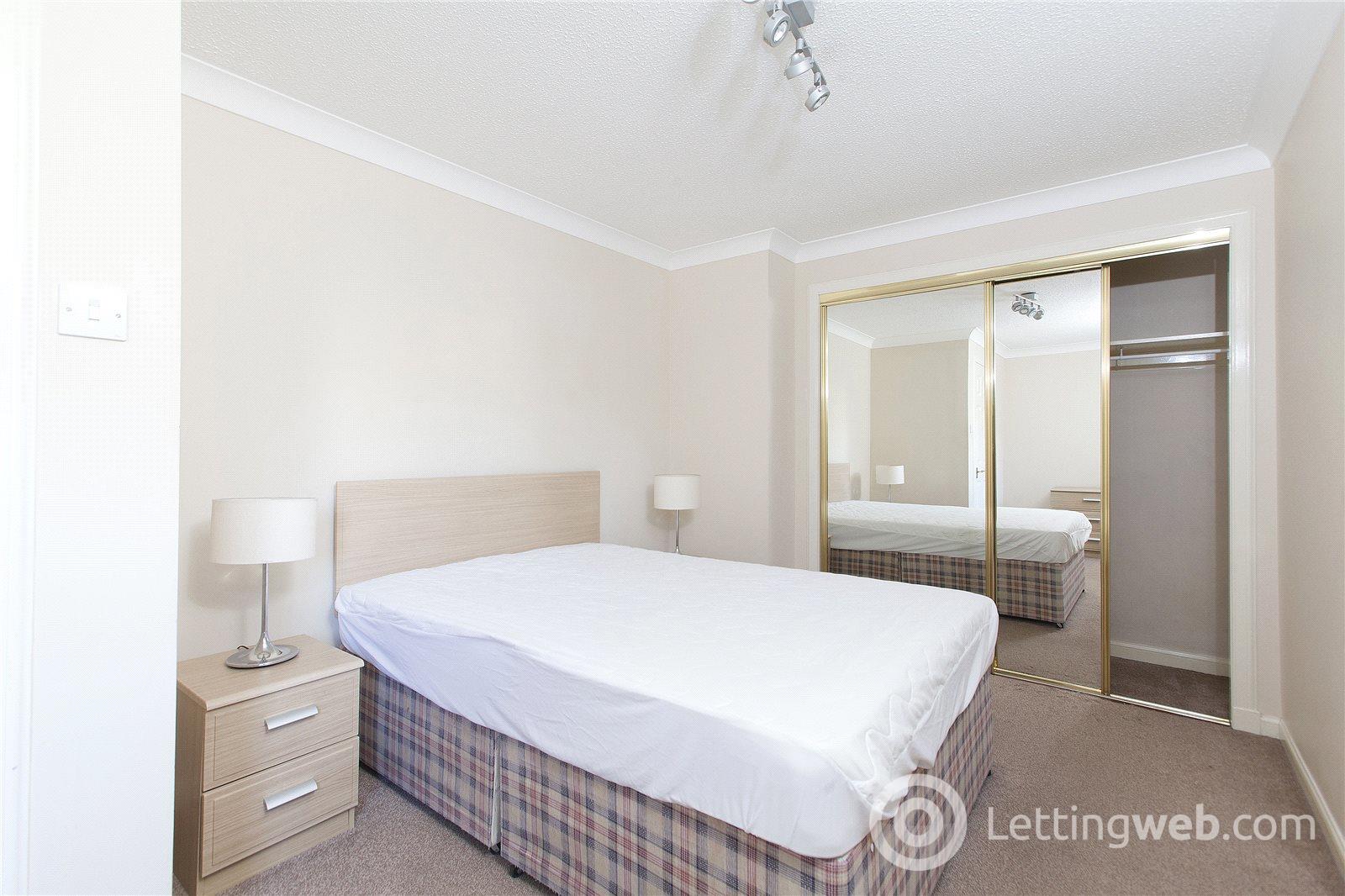 Property to rent in Silvermills, Edinburgh, EH3