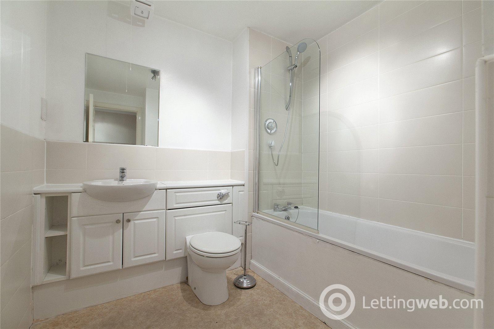 Property to rent in Silvermills, Edinburgh, EH3