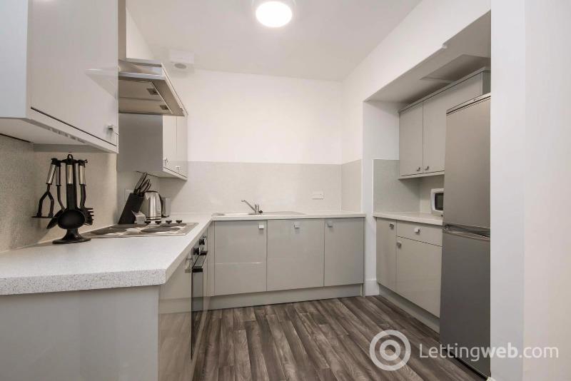 Property to rent in (2f2) Buccleuch Terrace, Edinburgh, EH8
