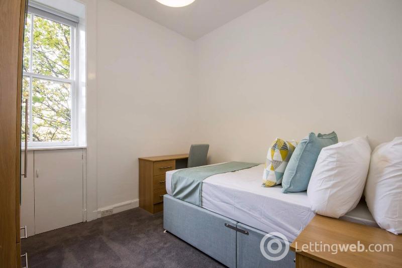 Property to rent in (2f2) Buccleuch Terrace, Edinburgh, EH8