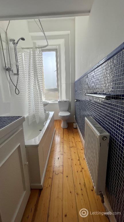 Property to rent in Comely Bank Street, Edinburgh, EH4