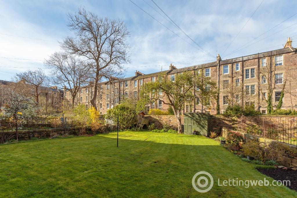Property to rent in Comely Bank Street, Edinburgh, EH4