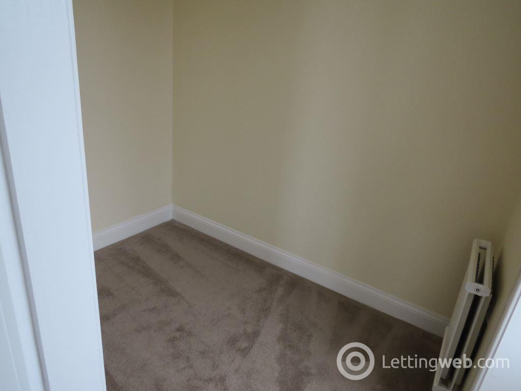 Property to rent in Bruntsfield Avenue, Edinburgh, EH10