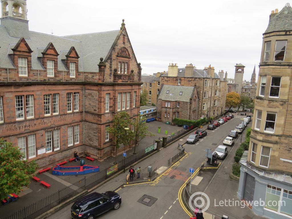 Property to rent in Bruntsfield Avenue, Edinburgh, EH10