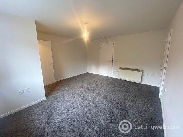 Property to rent in Saughtonhall Drive, Edinburgh, EH12