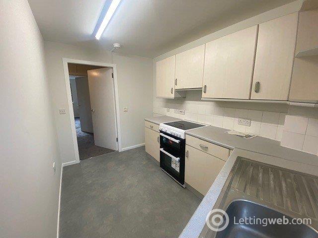 Property to rent in Saughtonhall Drive, Edinburgh, EH12