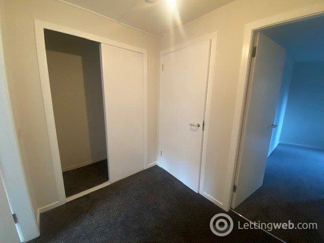 Property to rent in Saughtonhall Drive, Edinburgh, EH12