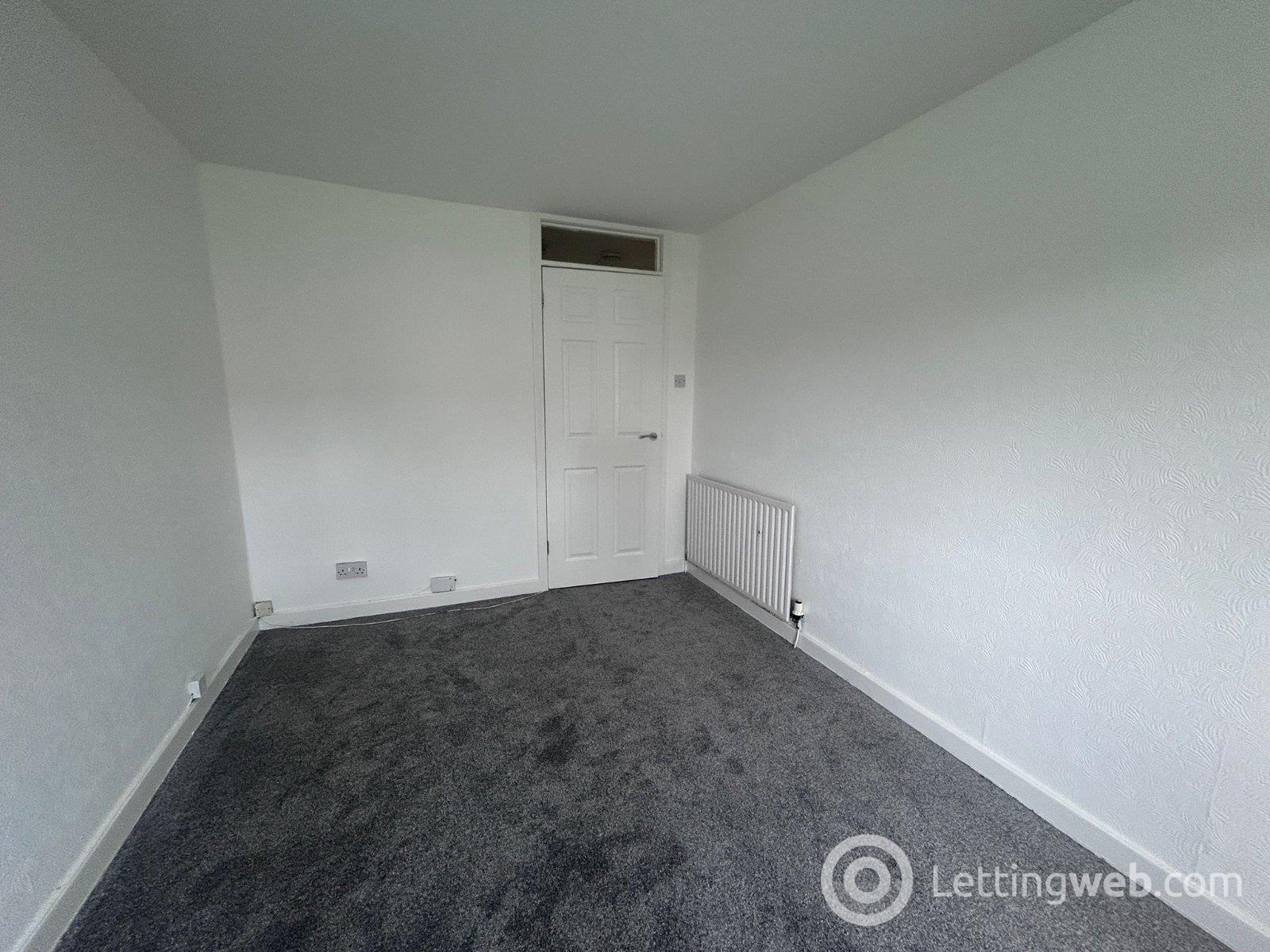 Property to rent in Calder Gardens, Edinburgh, EH11